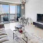 Keysplease Fascinating Seaviews! 2 B/R Luxury Apt 52/42, Marina