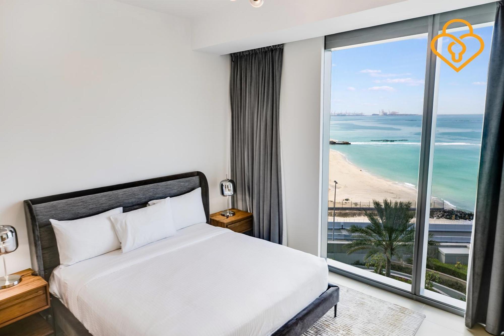 Keysplease Fascinating Seaviews! 2 B/r Luxury 52/42, Marina Apartment *